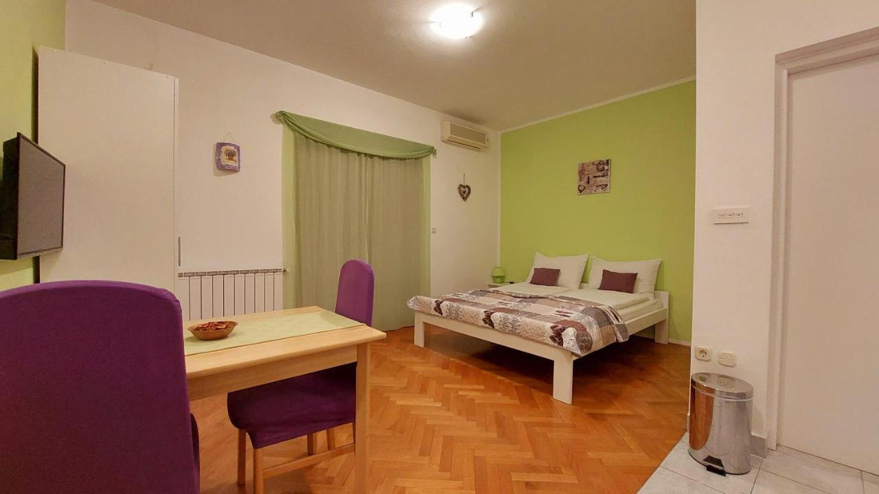 Istranova Apartments Rovinj Exterior photo